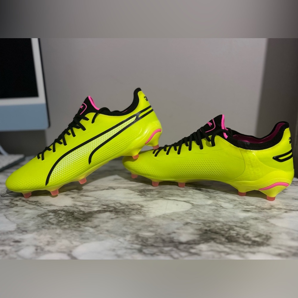 Puma King Ultimate FG/AG Soccer Cleats Phenomenal Pack 107563-06 Men’s size 9.5